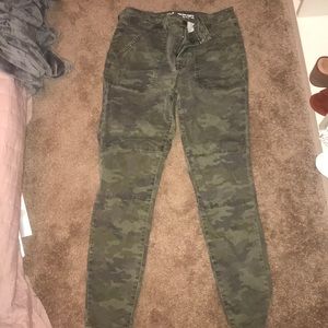 Camo high rise jegging